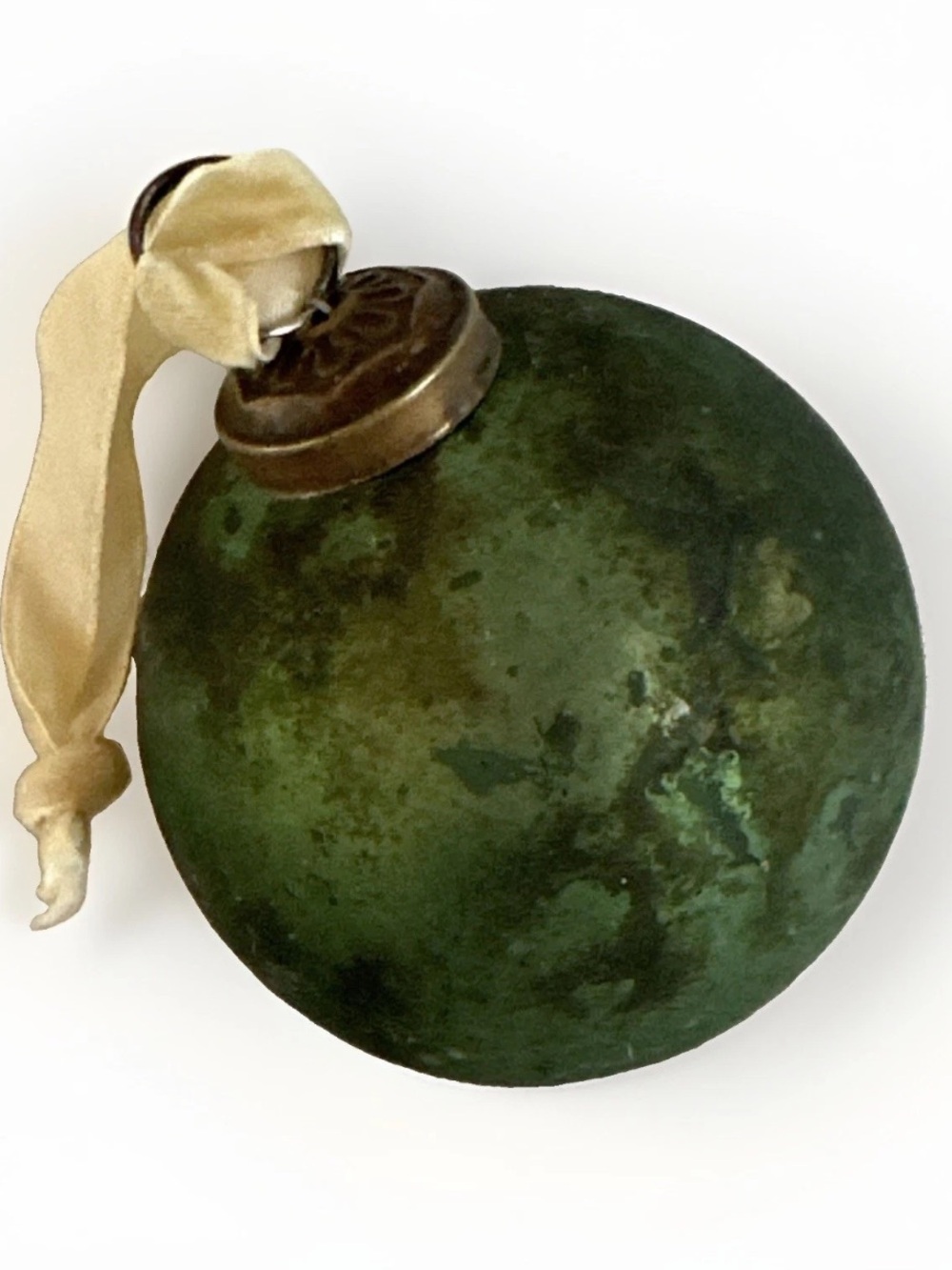 DARK GREEN ANTIQUED KUGEL STYLE ORNAMENT